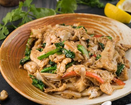 Pad See Ew at Thairoomgrand