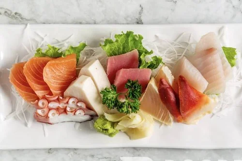Assorted Sashimi(16Pcs) at Yo! Sushi Mississauga