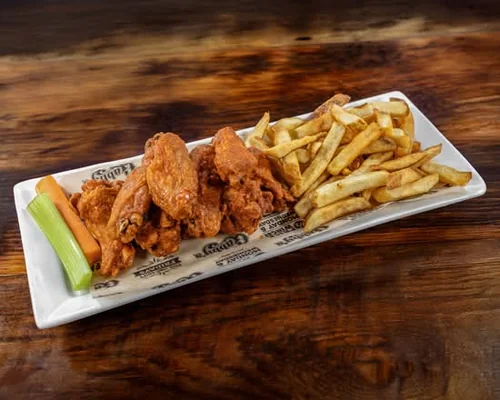 Wings & Fries Combo (1 Lb) at Gabby'S Bar And Grill